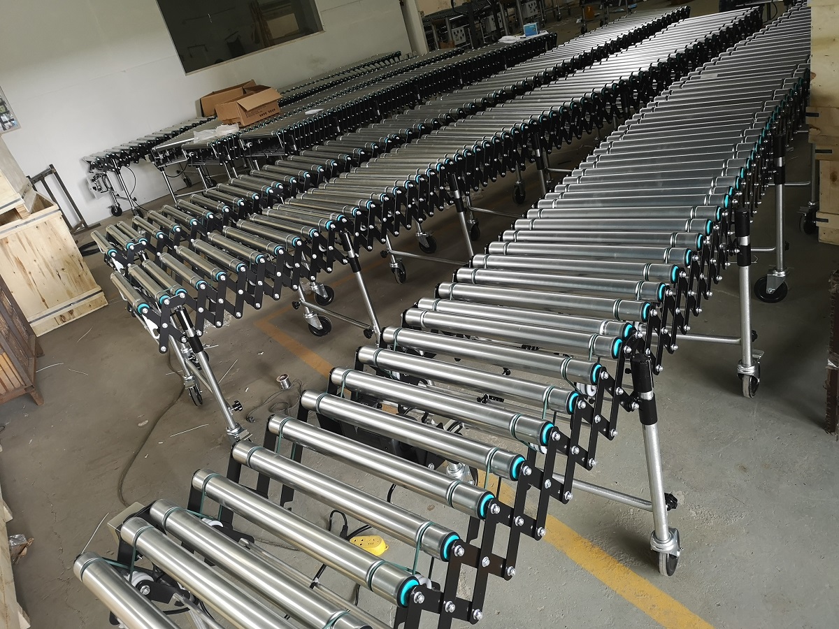 Powered flexible conveyor